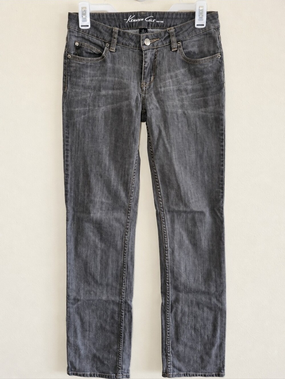 Kenneth Cole Jeans Women's 6 Gray Mid Rise Straight Leg Stretch Denim NY Classic